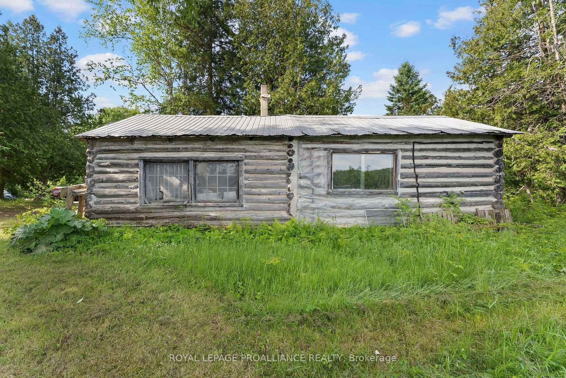 29 Helmers Road photo 30