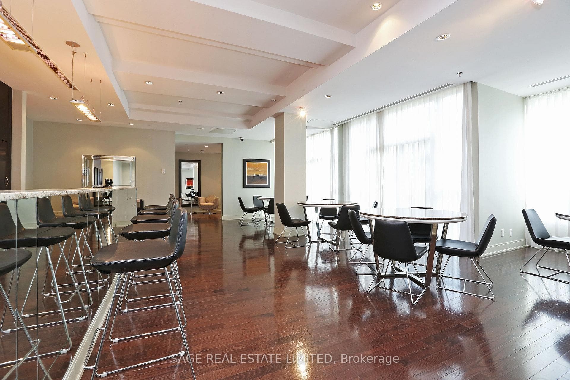88 Broadway Avenue Unit 202 photo 27