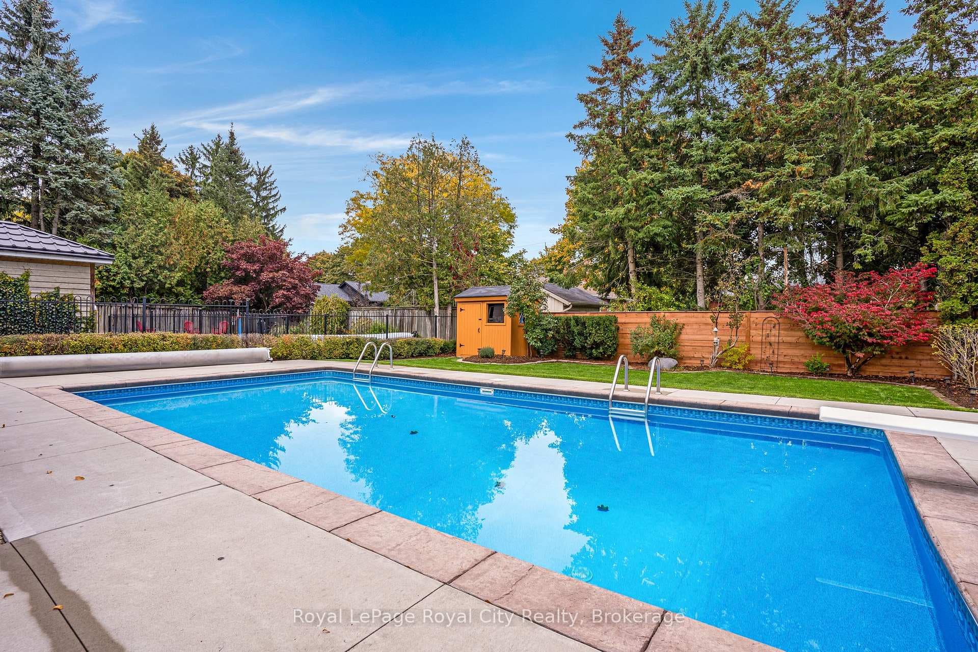 31 Lambert Crescent photo 45