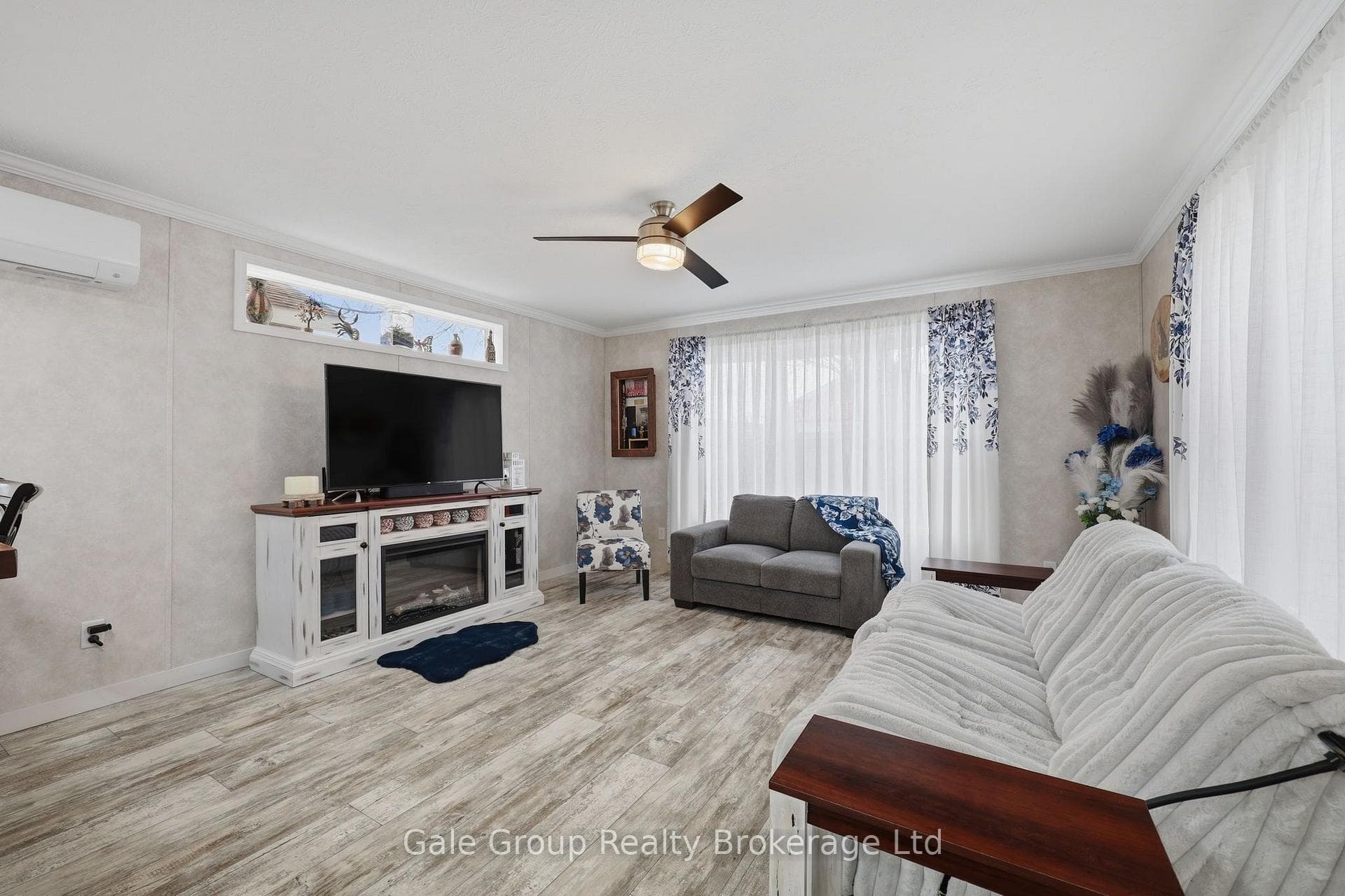 99 Fourth Conc Road Unit 606 photo 16