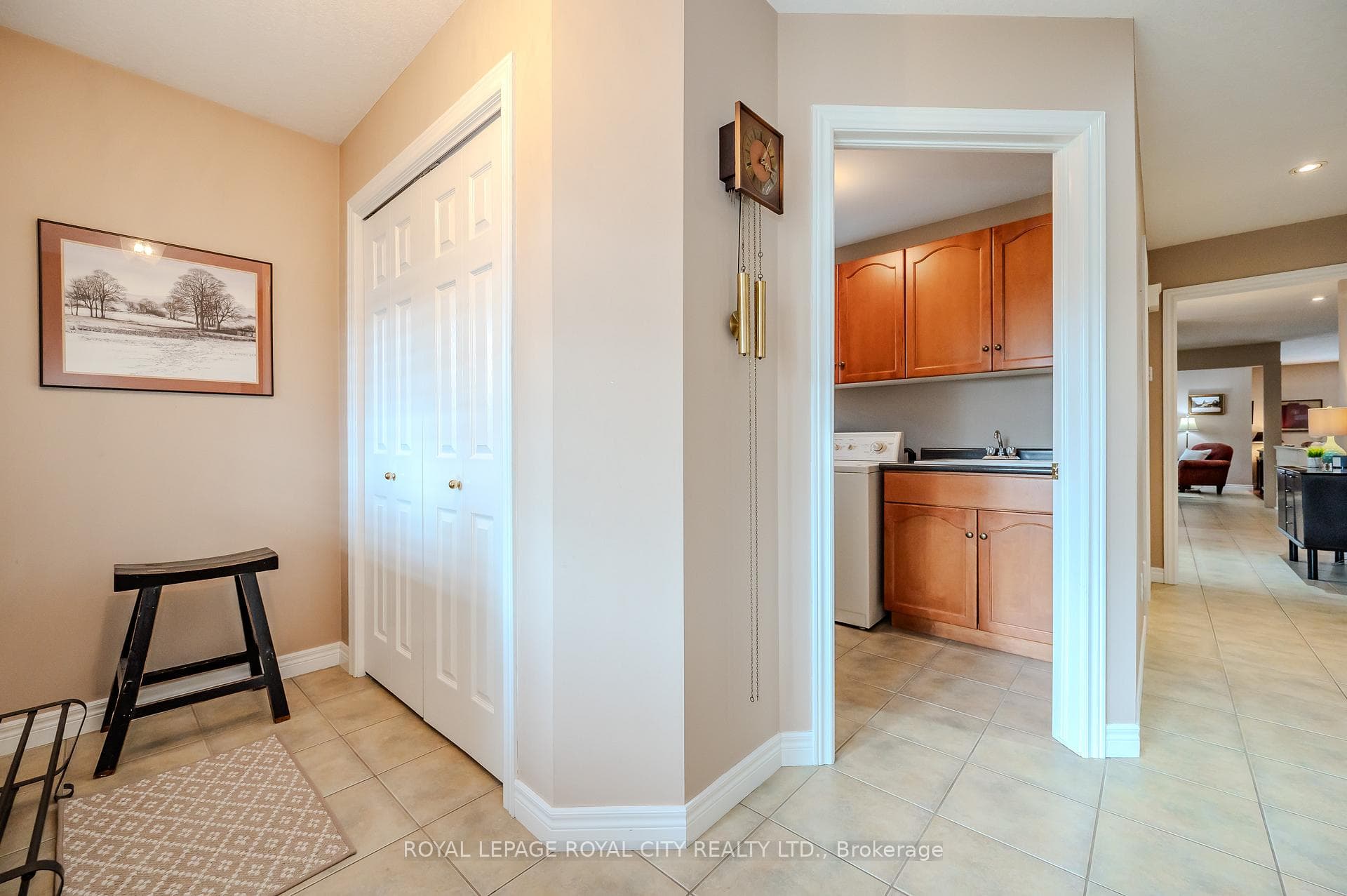 68 Teal Drive photo 4