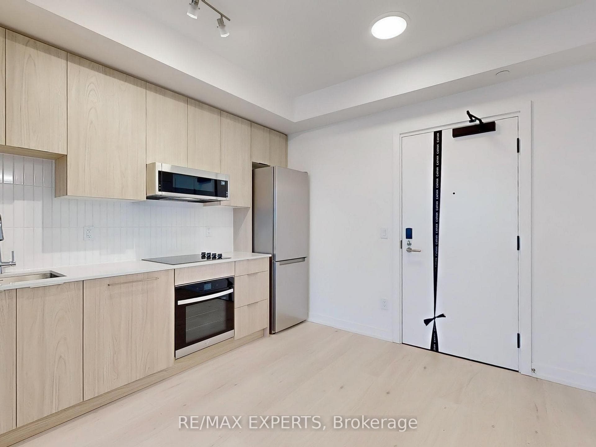 2501 Saw Whet Boulevard Unit 241 photo 8