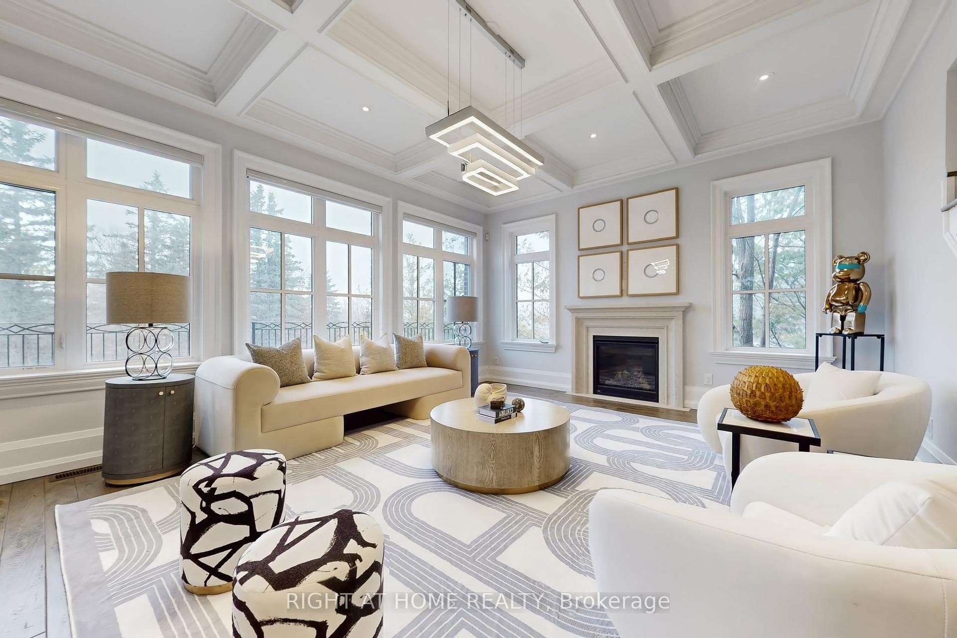 15 Davina Circle photo 12