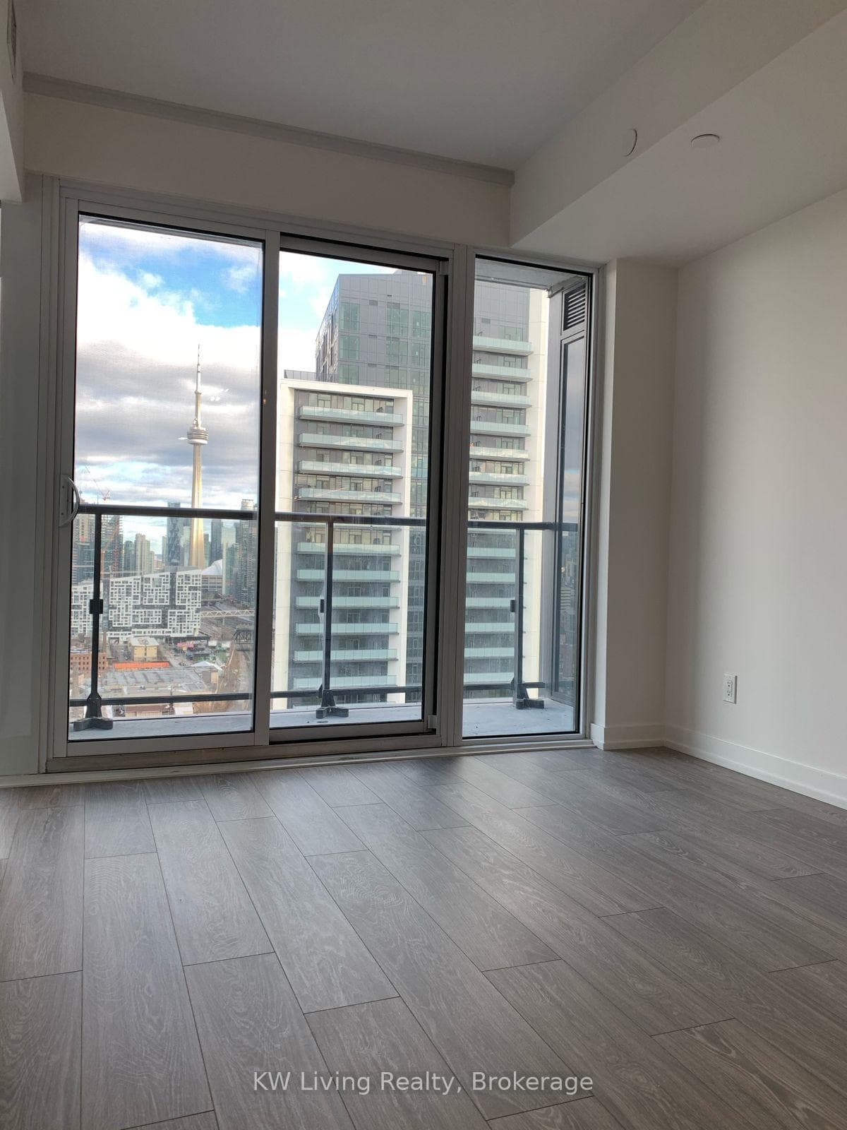 19 Western Battery Road Unit 3120 photo 5