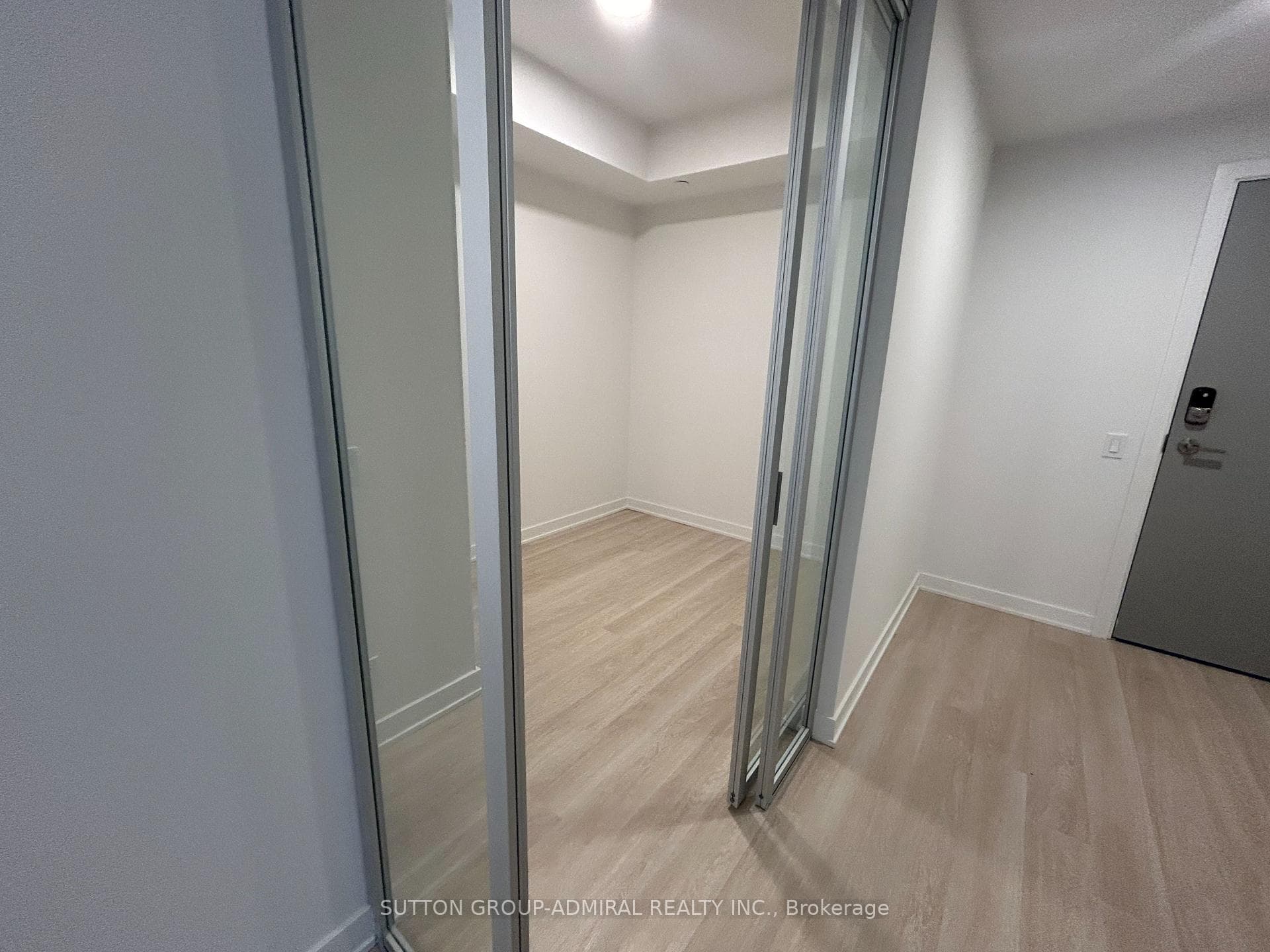 30 Upper Mall Way Unit 420 photo 17