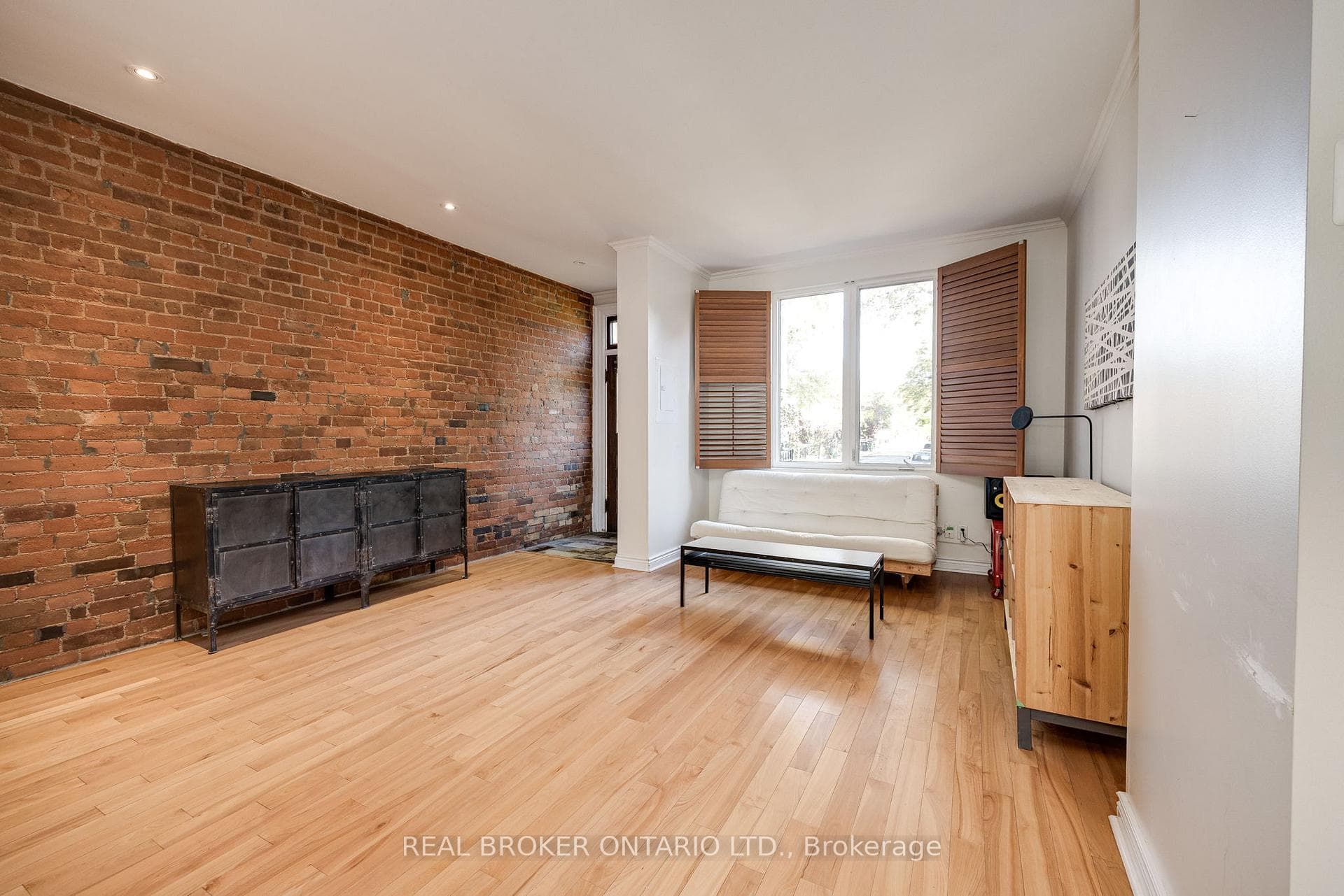 14 Bellwoods Avenue photo 6