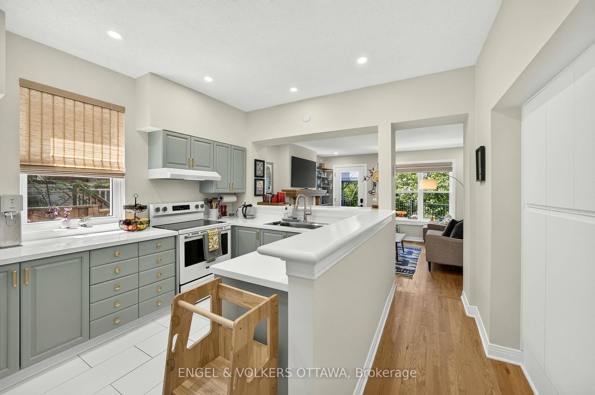 68 Upper Lorne Place photo 14