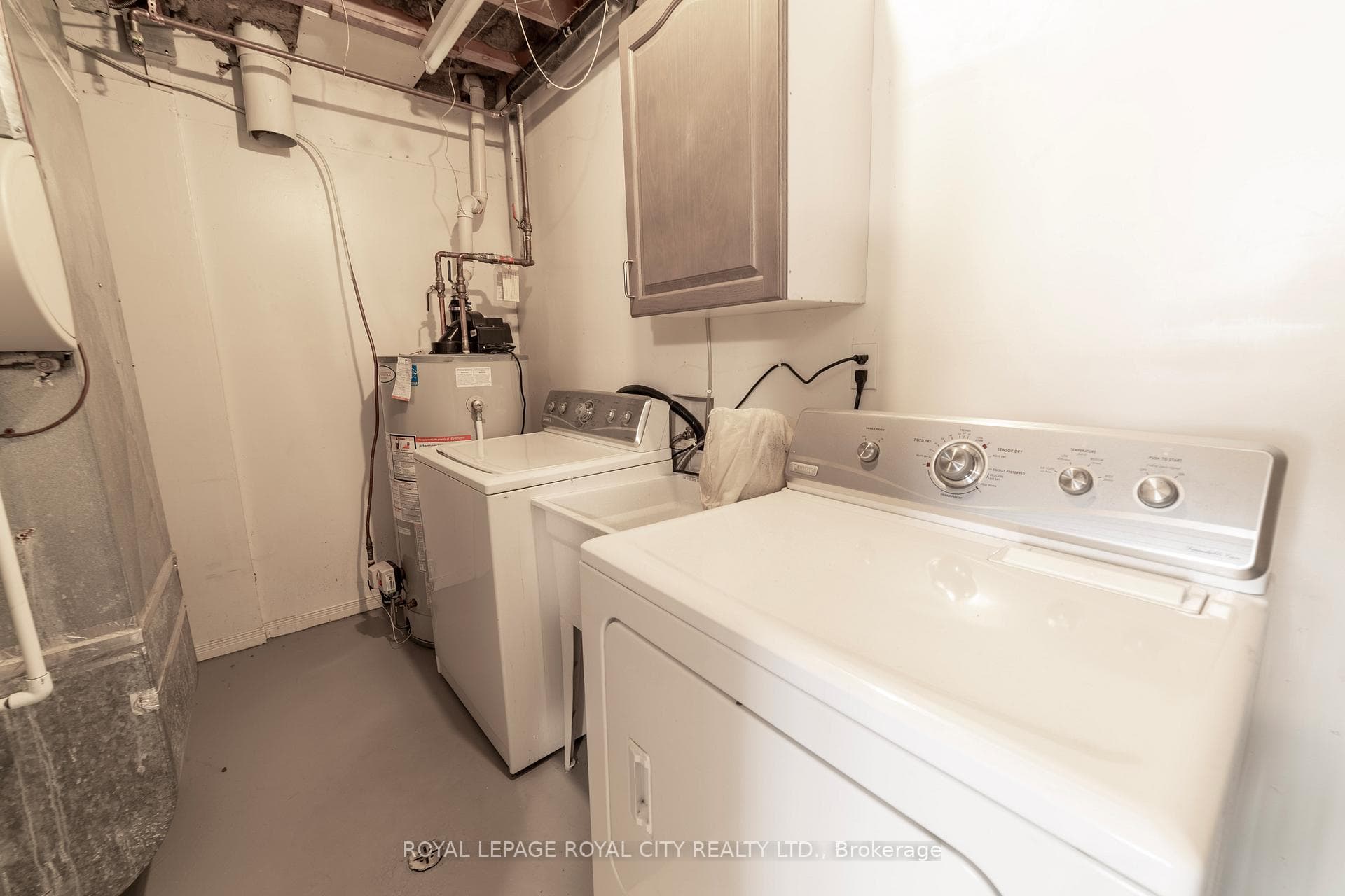 574 Willow Road Unit Lower photo 12