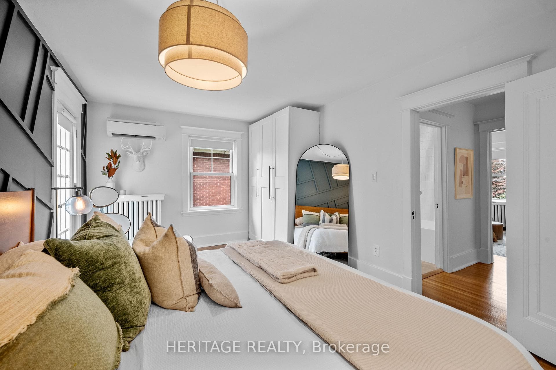 146 Delaware Avenue photo 20