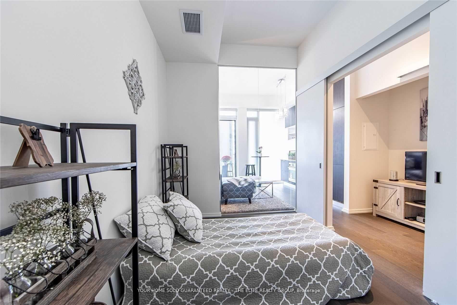 5 Soudan Avenue Unit 1512 photo 10