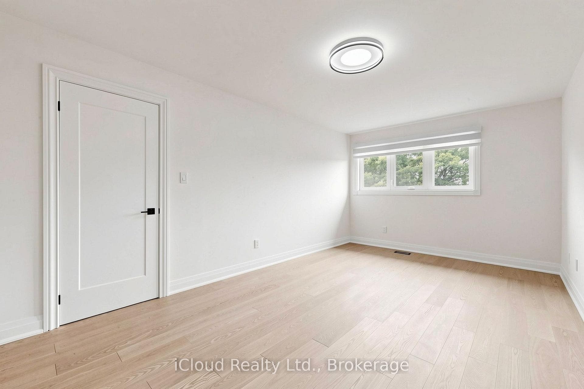 15 San Marko Place photo 25