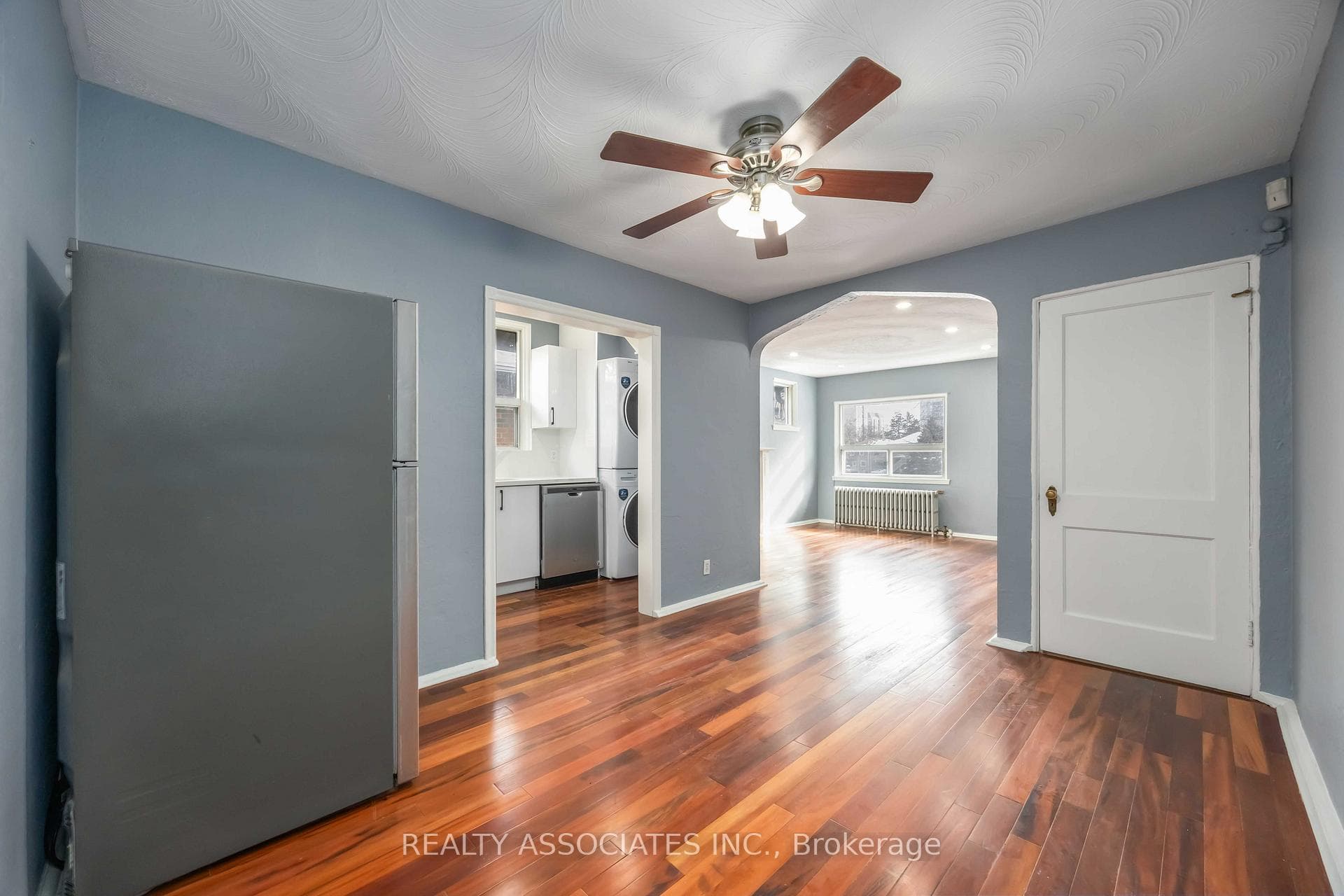 162 Millwood Road photo 7