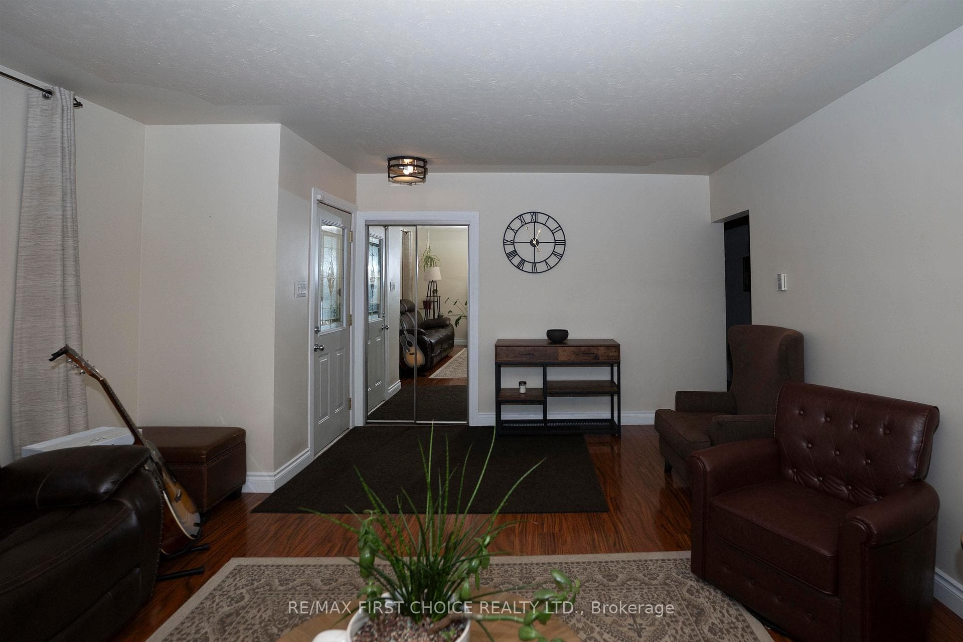 205 WINDEMERE Avenue photo 7