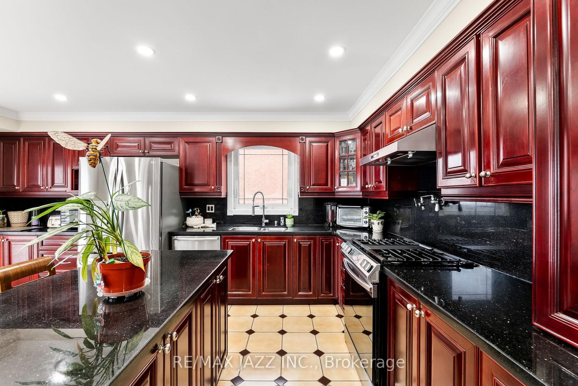 53 Coxworth Avenue photo 10