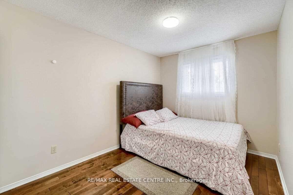 18 Galbraith Court photo 11