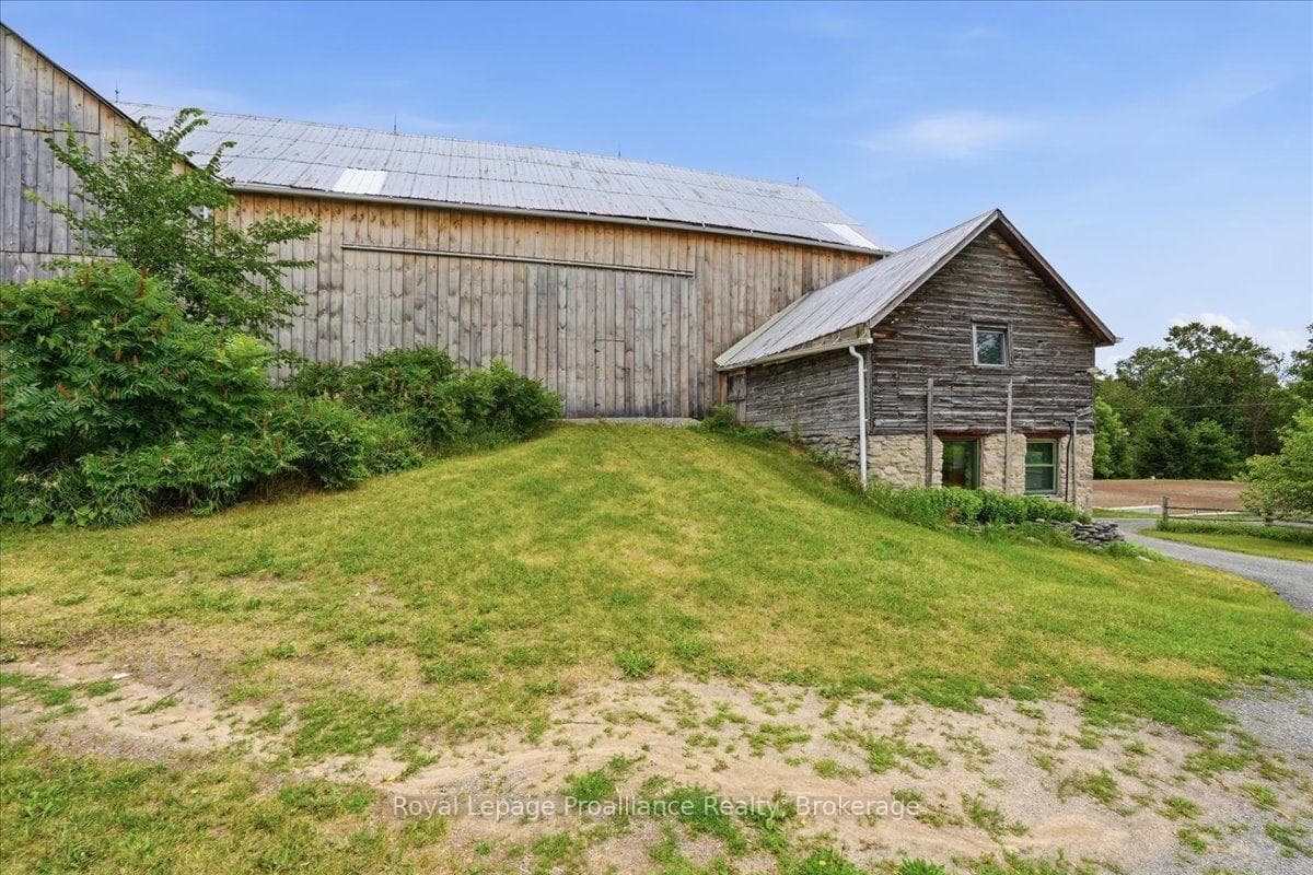 276 Gospel Road photo 39