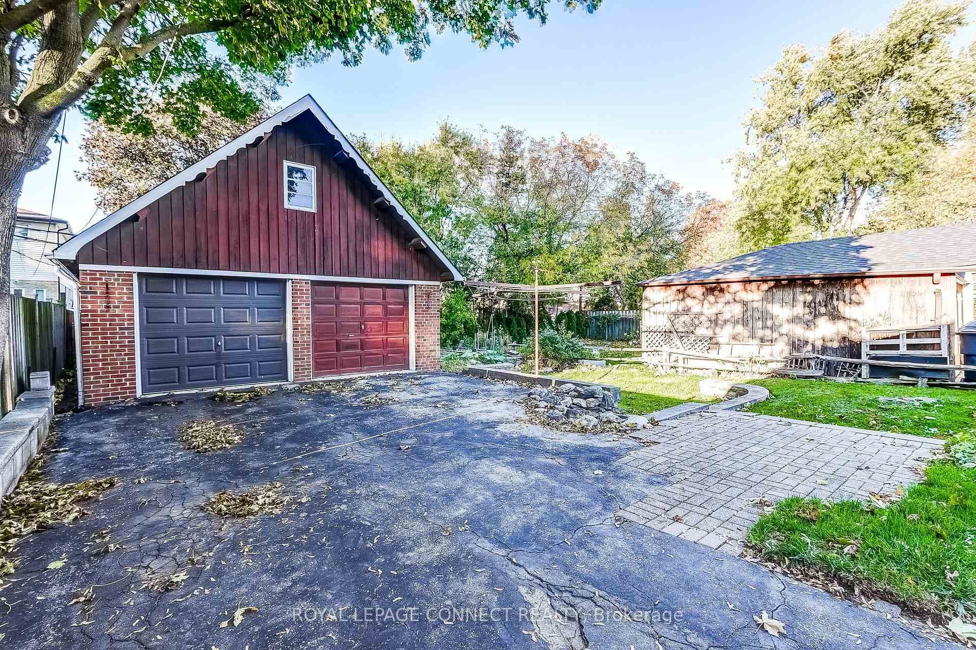 11 Waringstown Drive photo 20