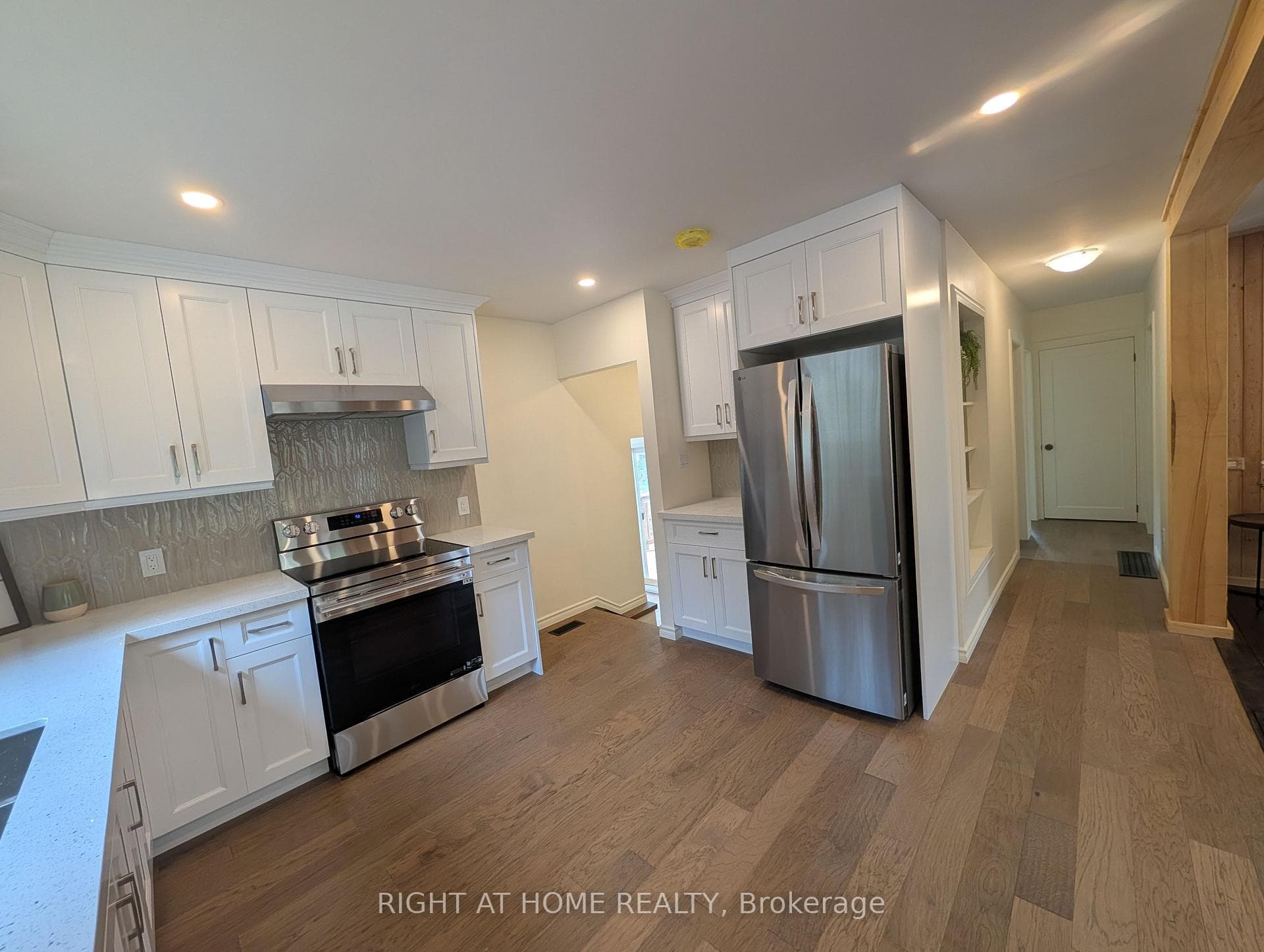 44 559 Highway photo 11
