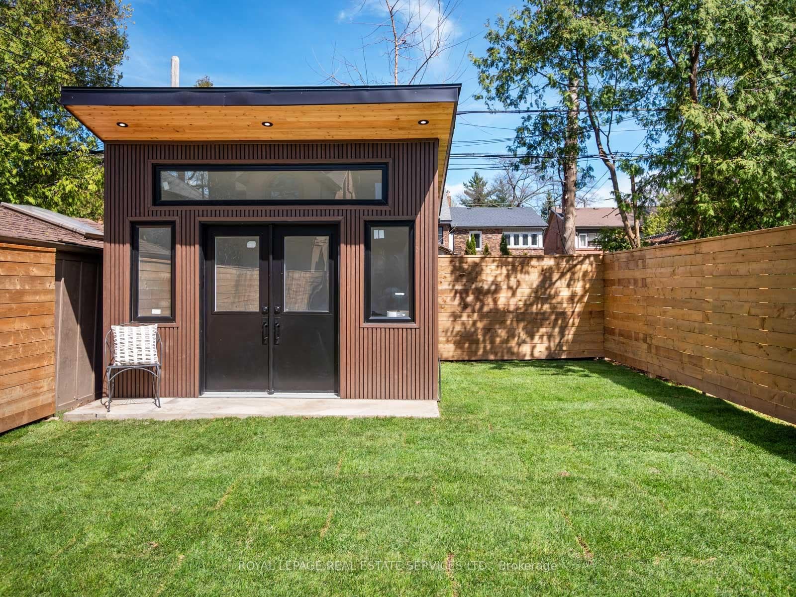313 Willard Avenue photo 48
