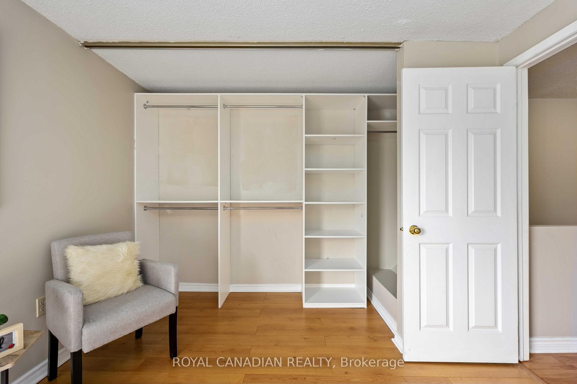 611 Galahad Drive Unit 31 photo 32