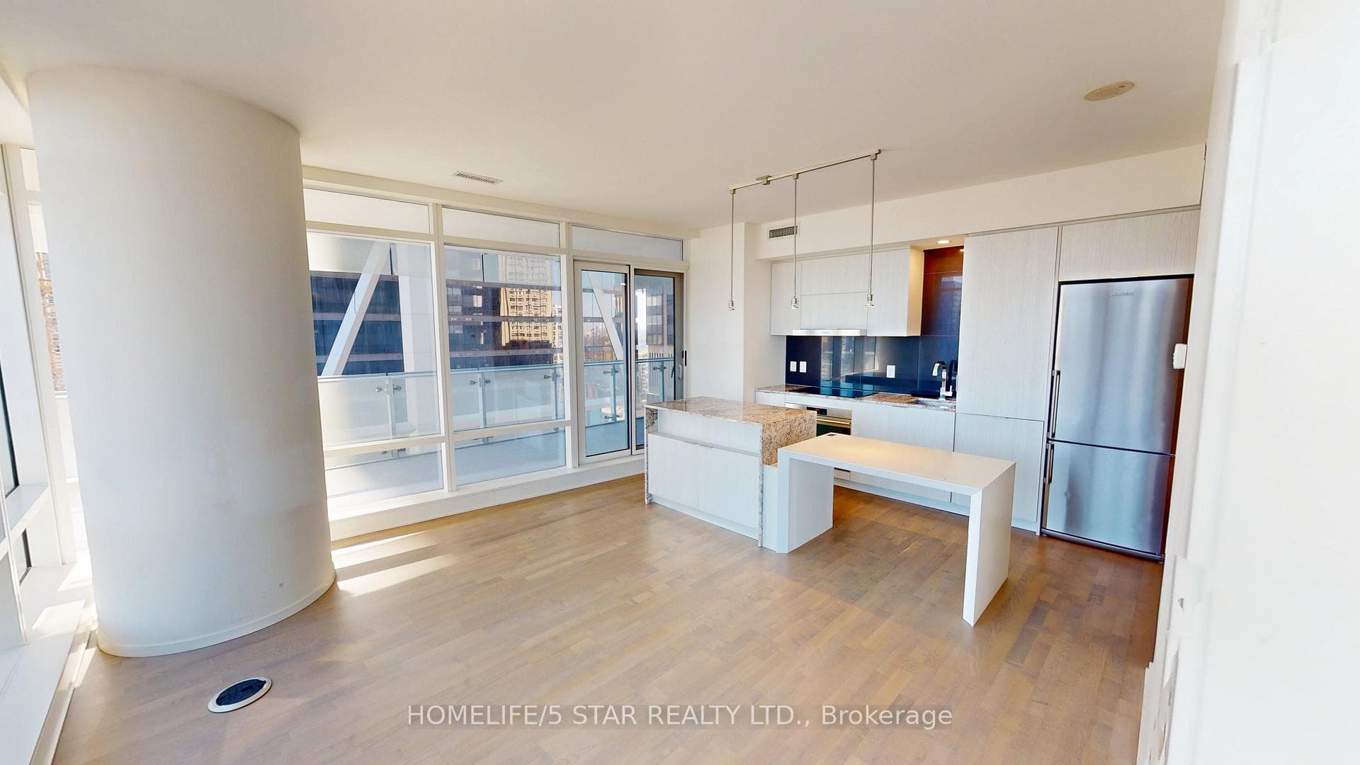 1 Bloor Street Unit 2407 photo 3