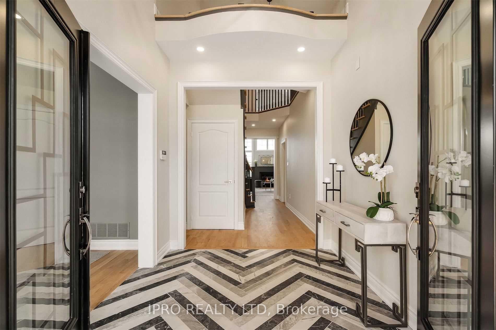 64 Southlake Boulevard photo 5