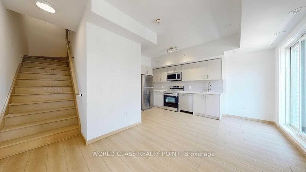 3423 Sheppard Avenue Unit C1- 305 photo 8