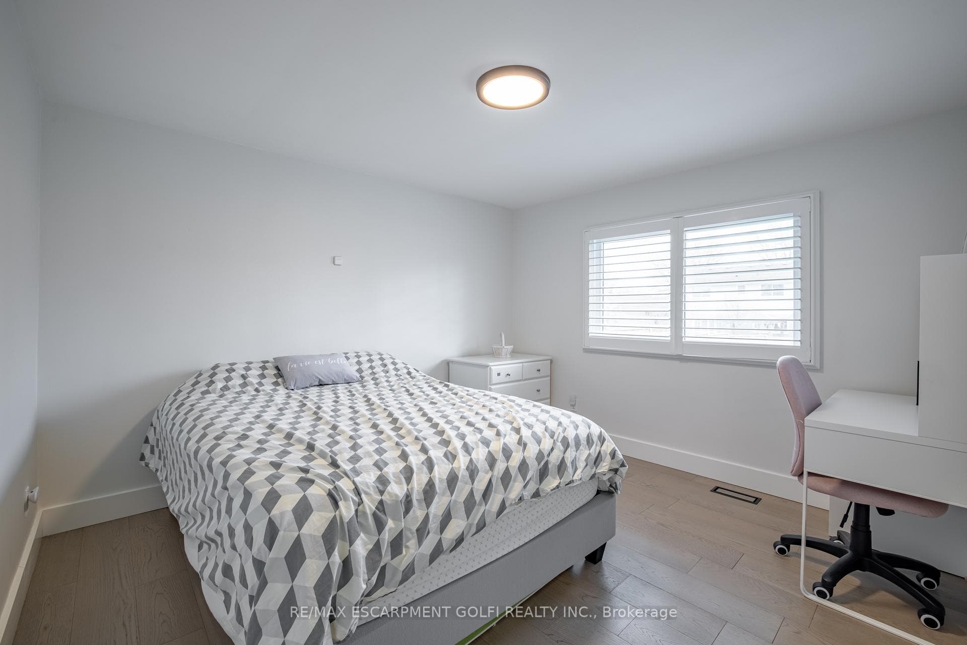 6977 Mcgill Street photo 17