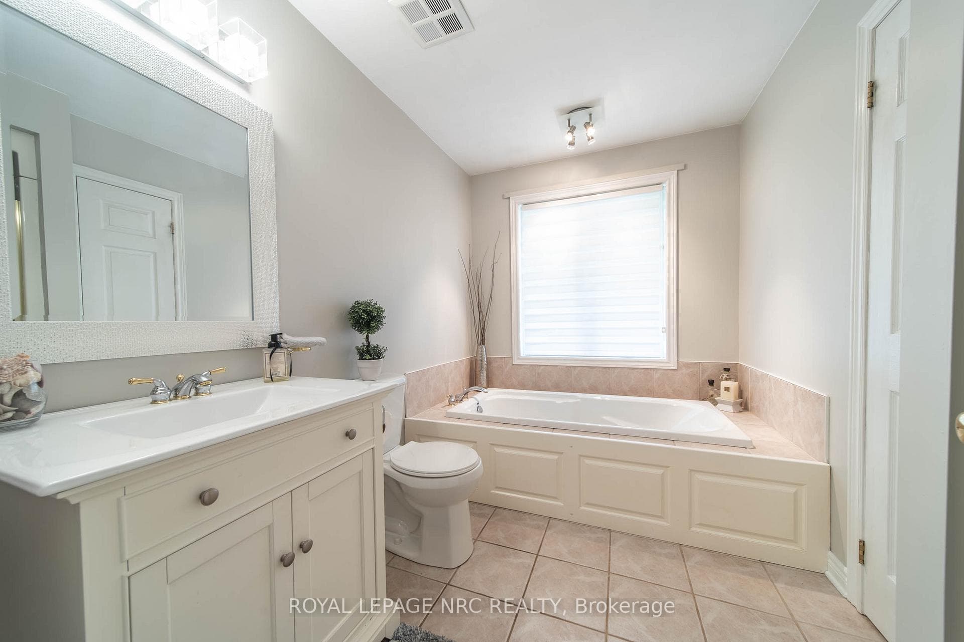 Guest bath