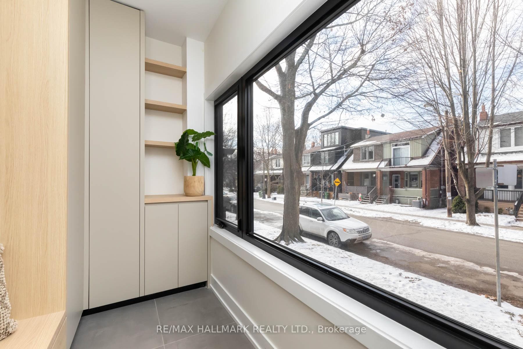 4-season Sunroom built-in cabinets/shelves