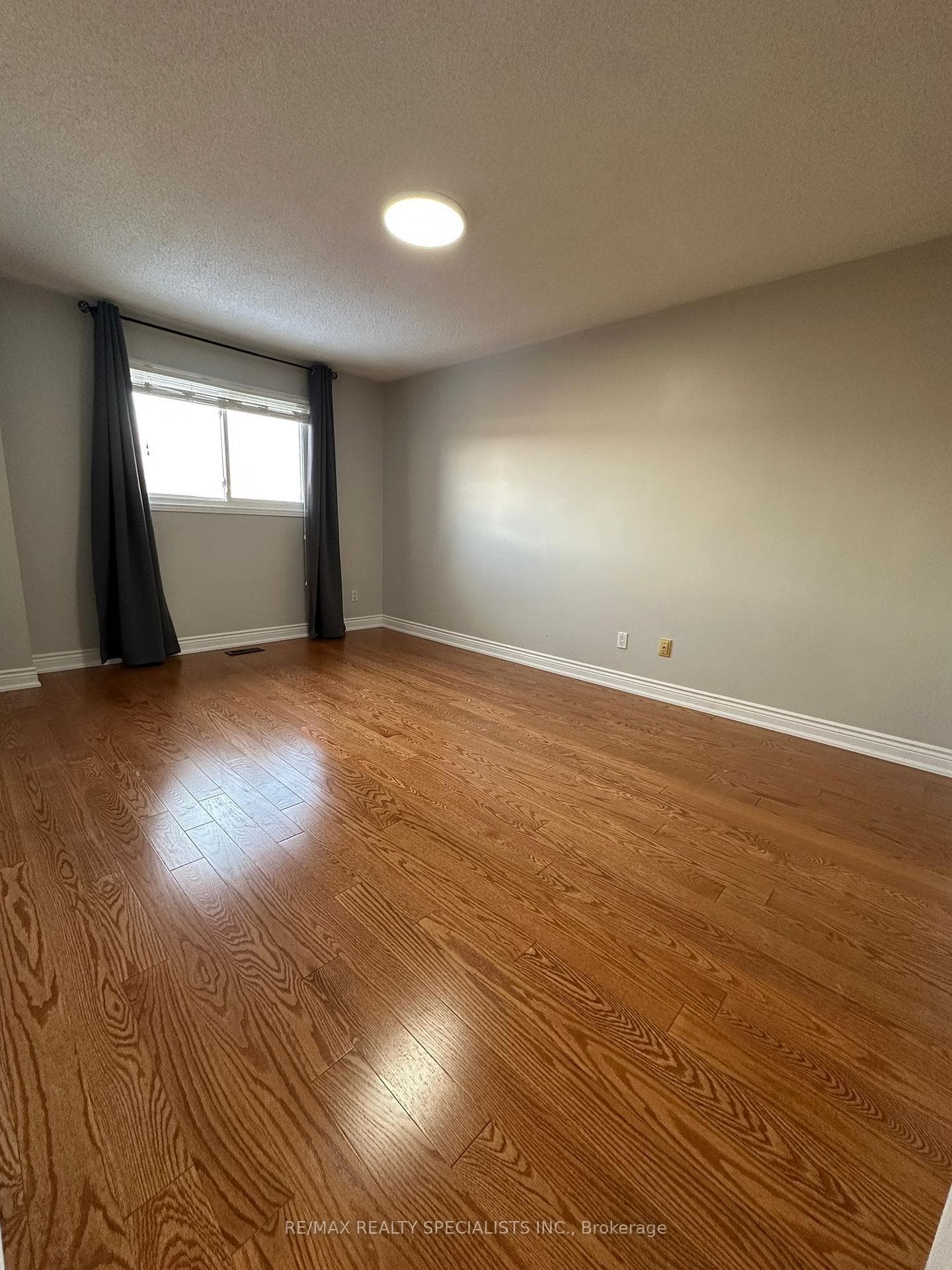 36 Devonsleigh Boulevard photo 29