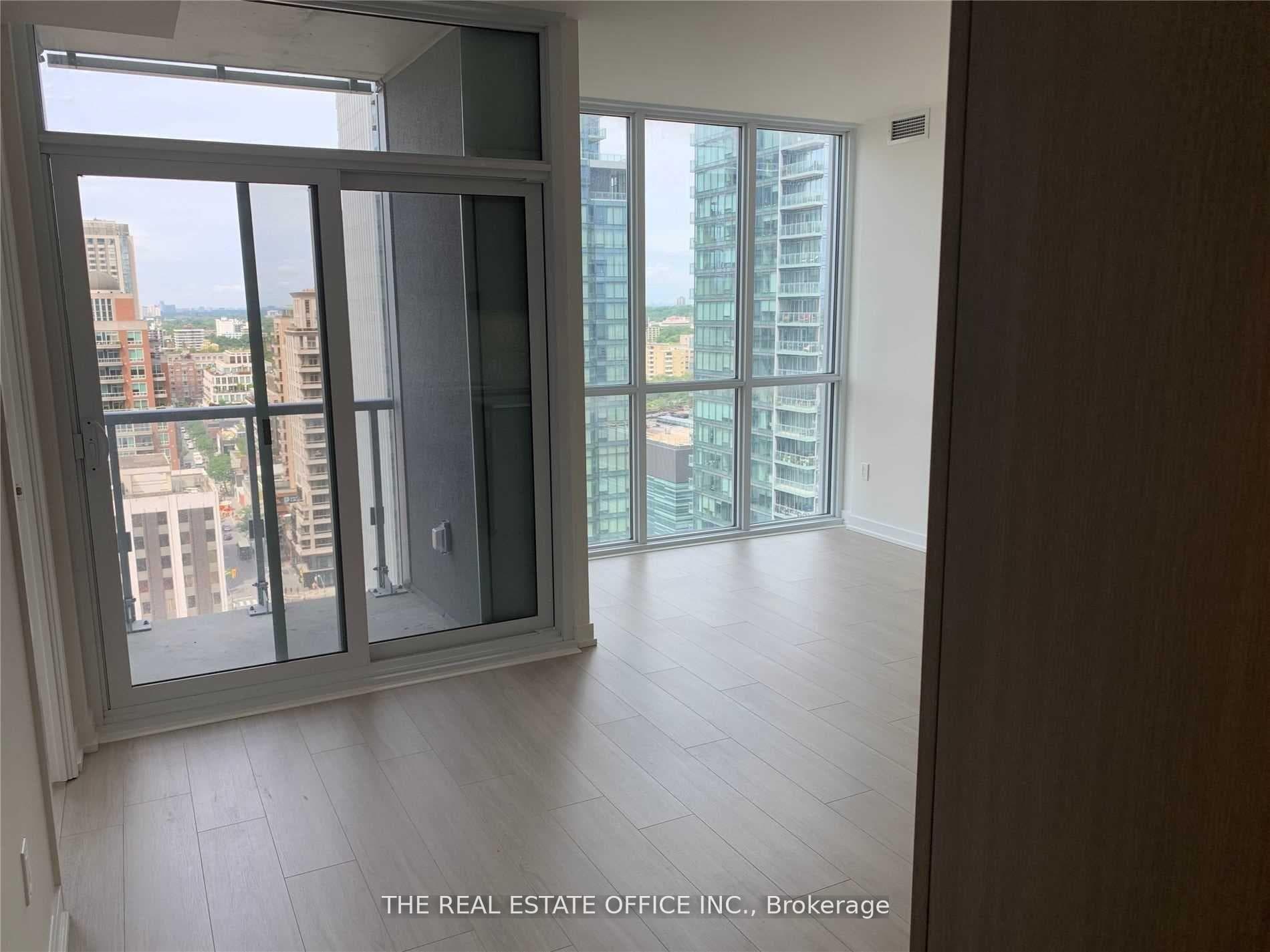 1 Yorkville Avenue Unit 1705 photo 5