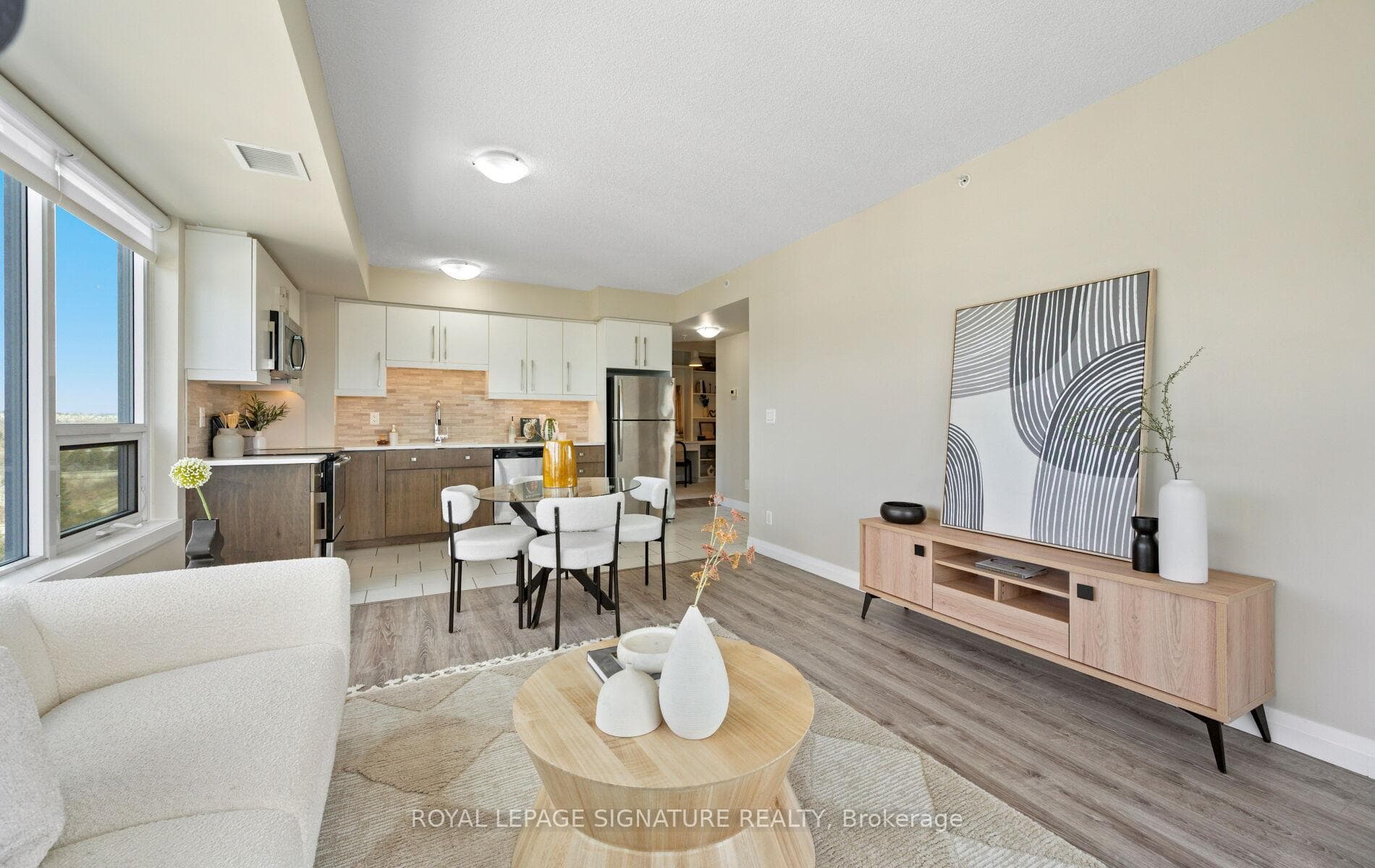 53 Arthur Street Unit 706 photo 8