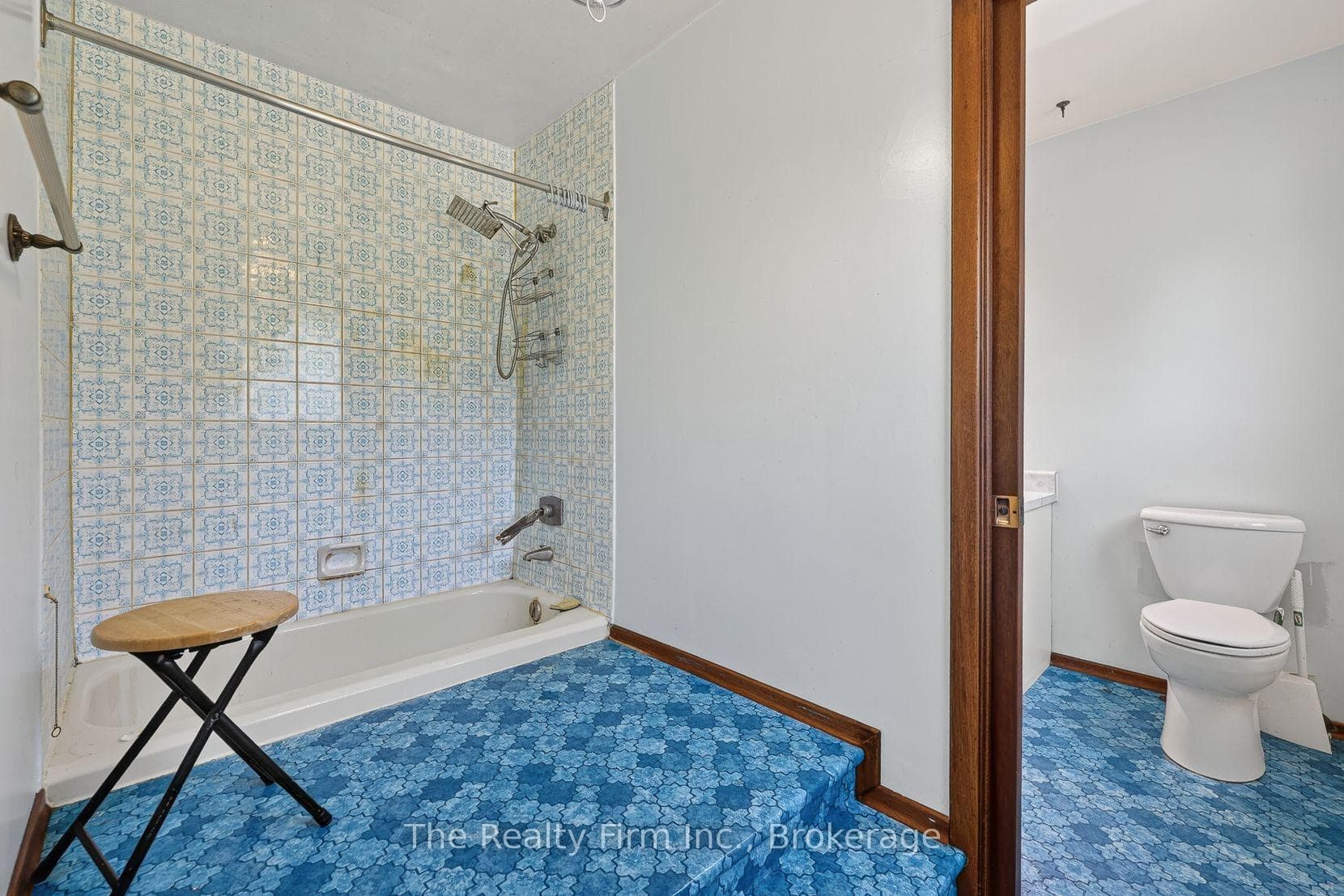 Upstairs Shower