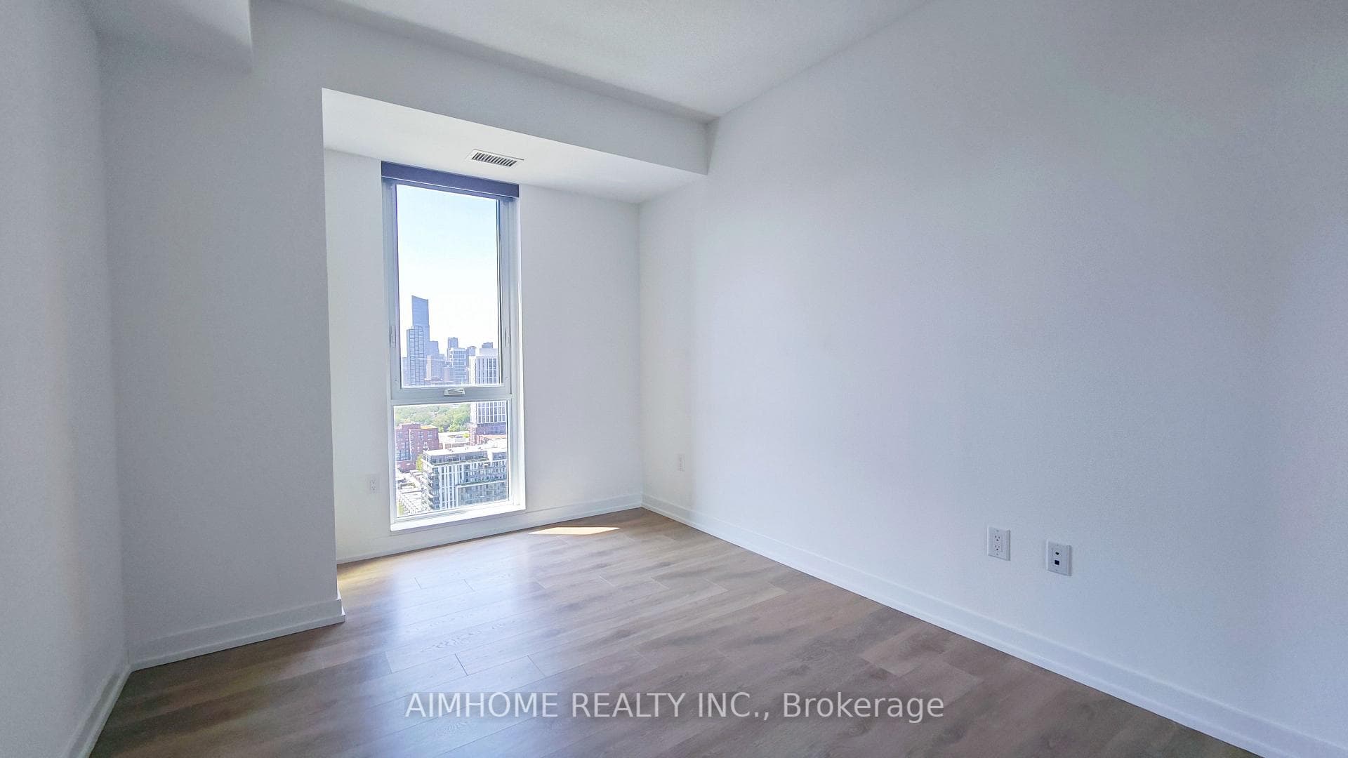 225 Sumach Street Unit 2705 photo 8