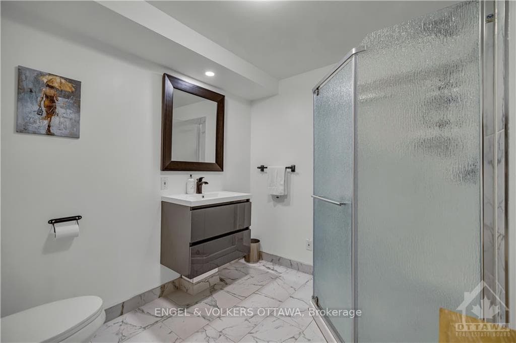 1383 CASERTA Place photo 26