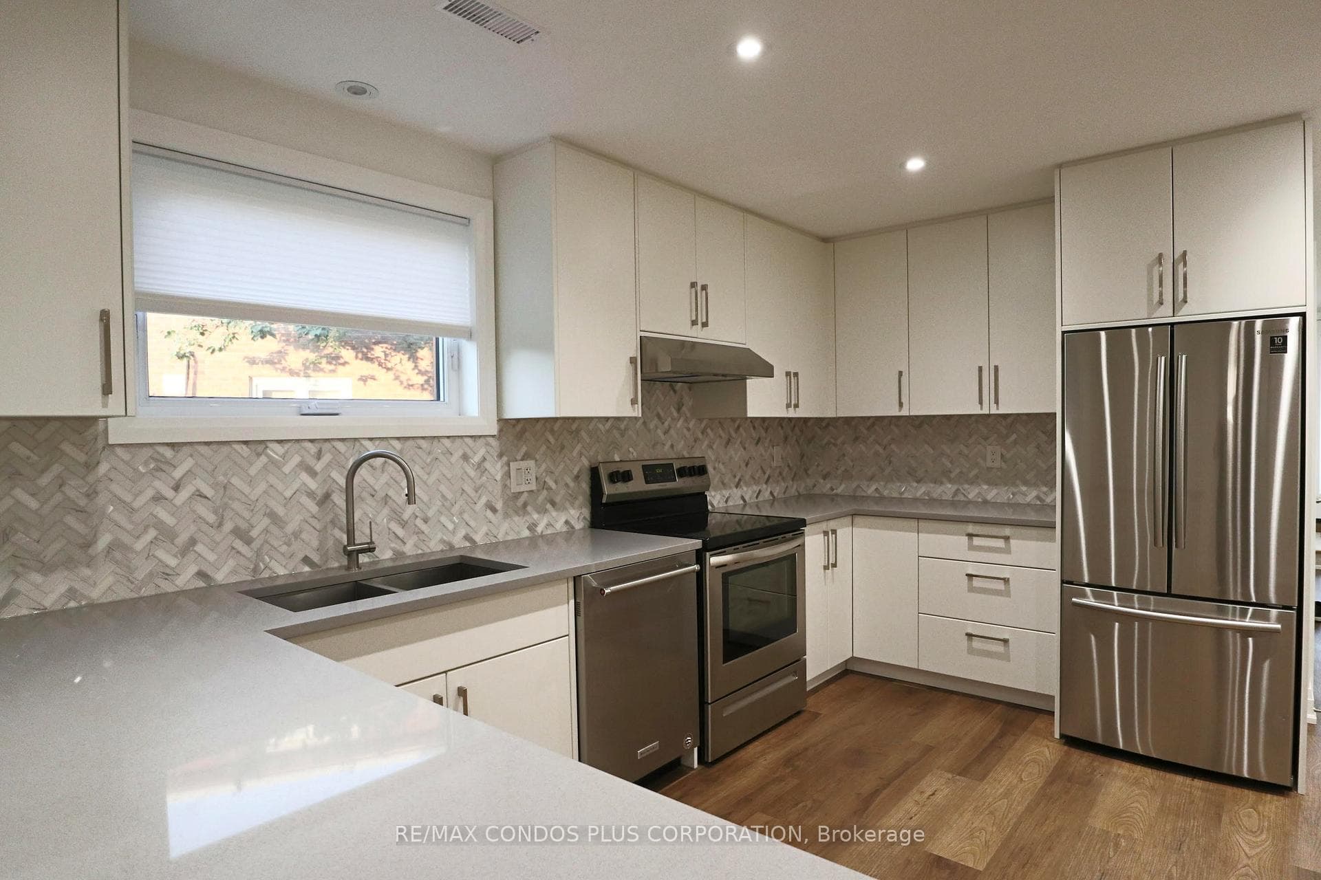 67 Arthur Griffith Drive Unit Lower photo 1