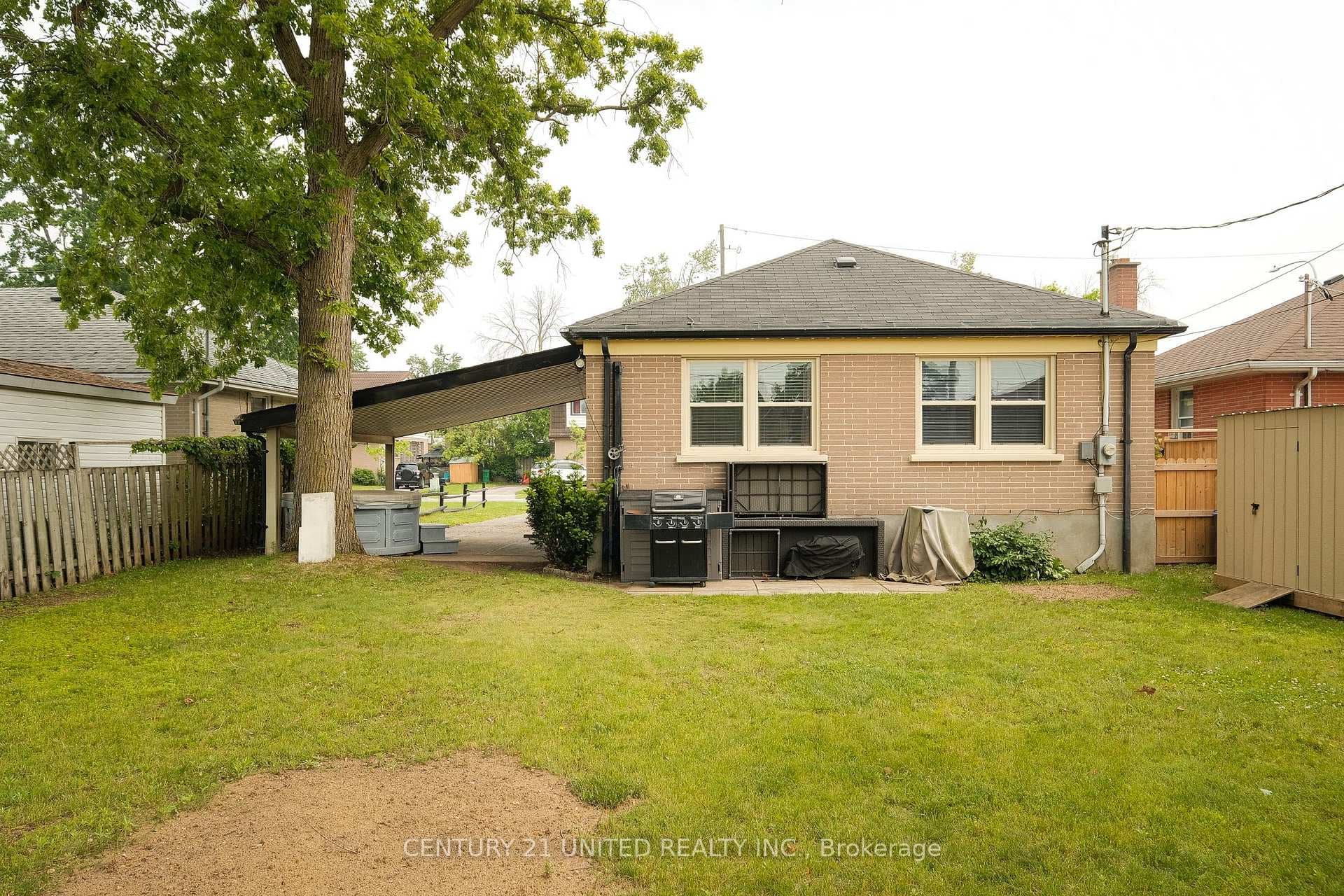 644 Crawford Drive photo 35
