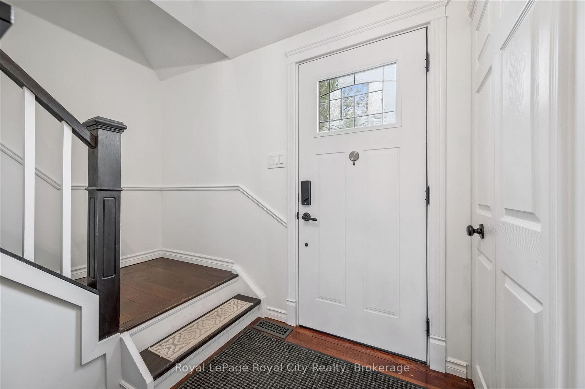 184 Harvard Road photo 5