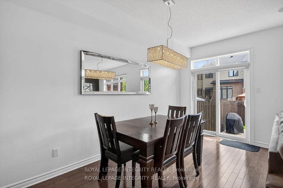 345 Cooks Mill Crescent photo 14