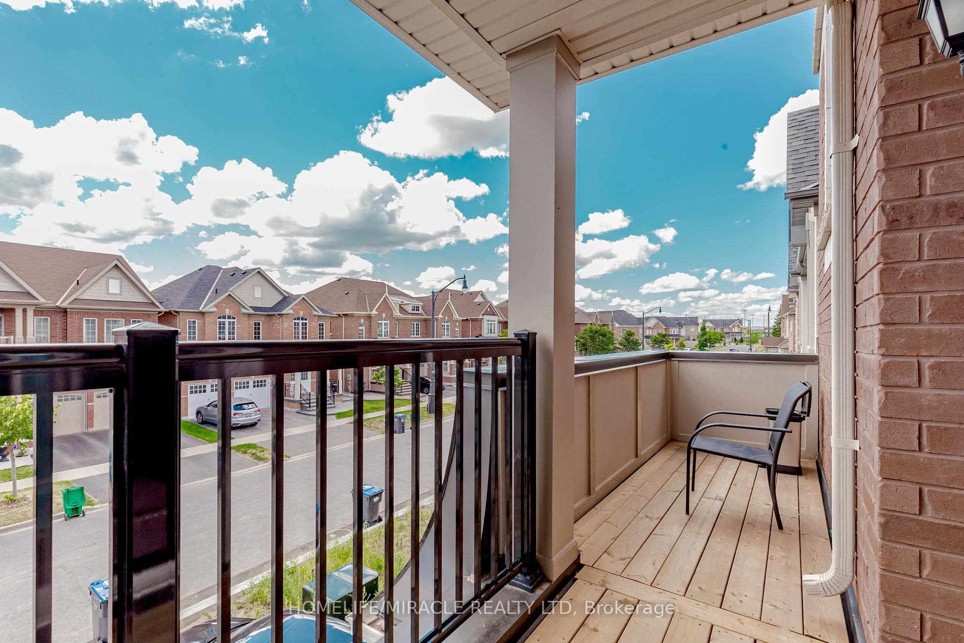69 Allegro Drive photo 4