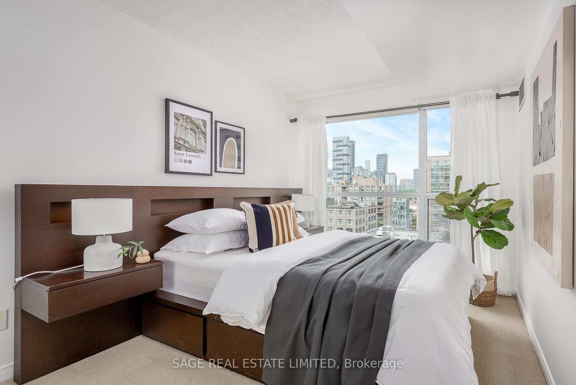 230 King Street Unit 1119 photo 23
