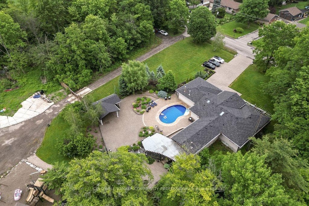 478 Glancaster Road photo 42