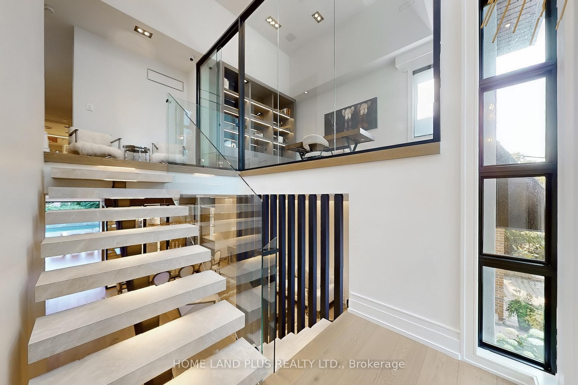127 Ridley Boulevard photo 24