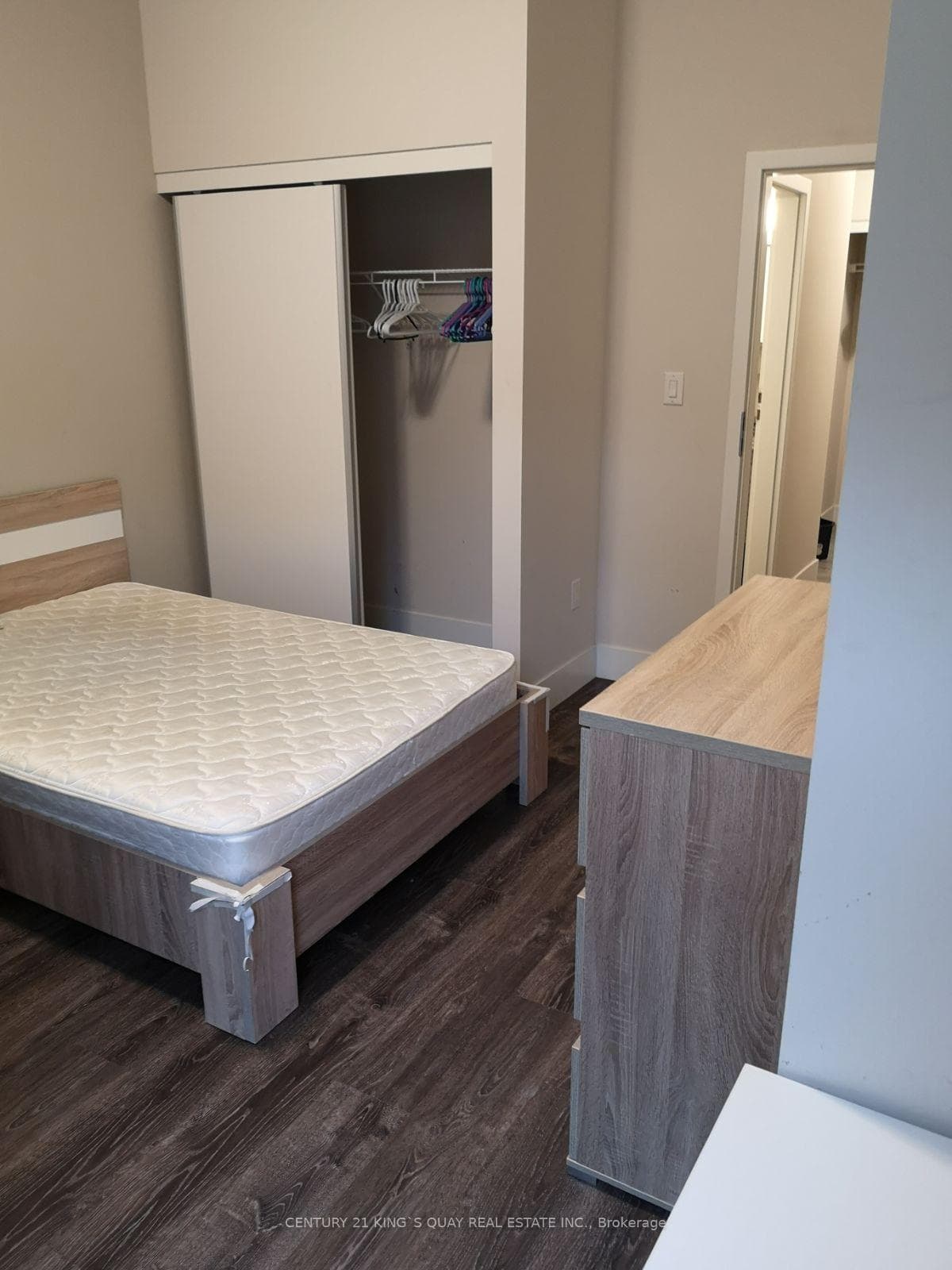 253 Albert Street Unit 210 photo 16
