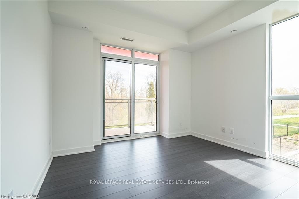 Primary w/ Private Balcony overlooking Ravine