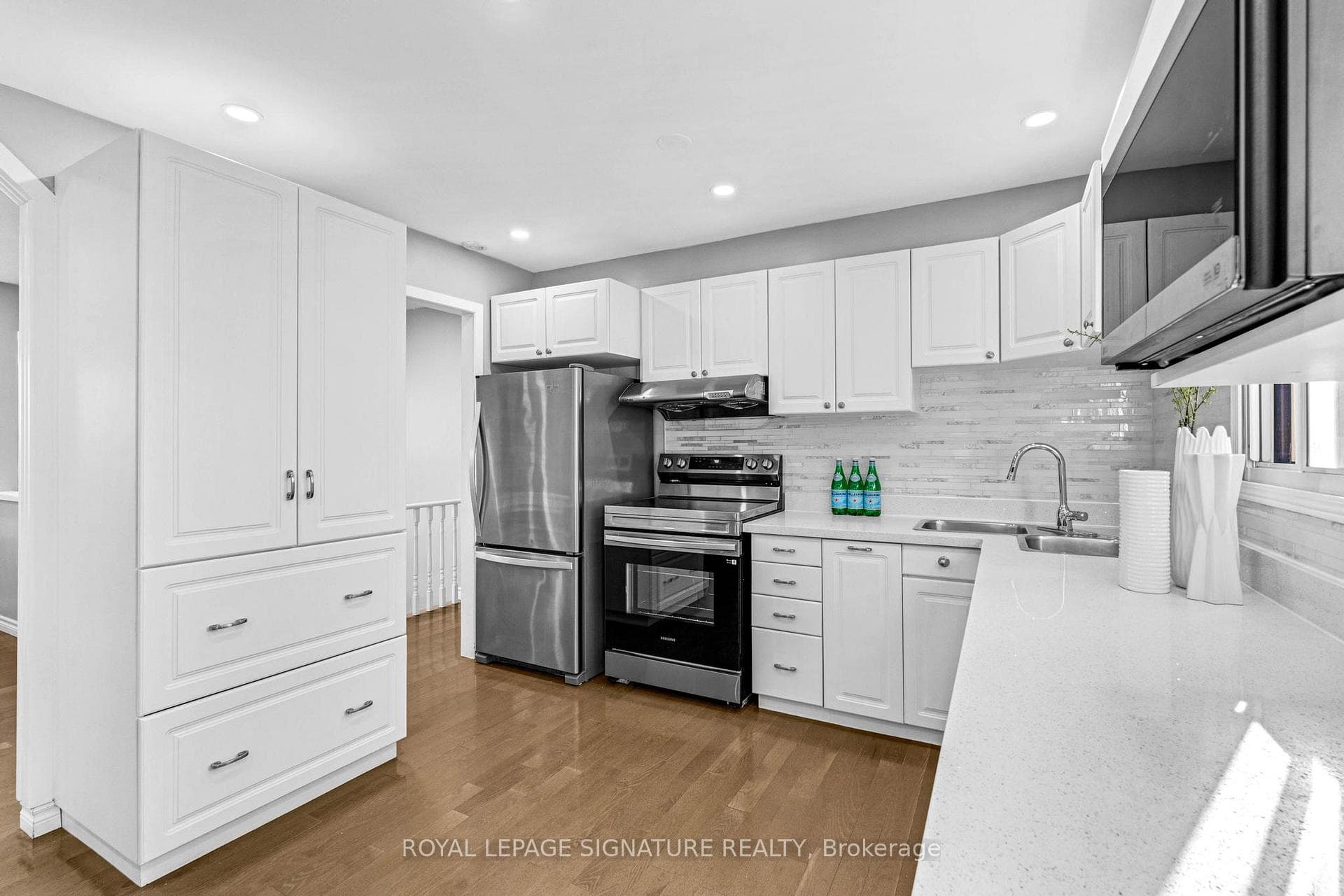 103 Seaborn Road photo 7