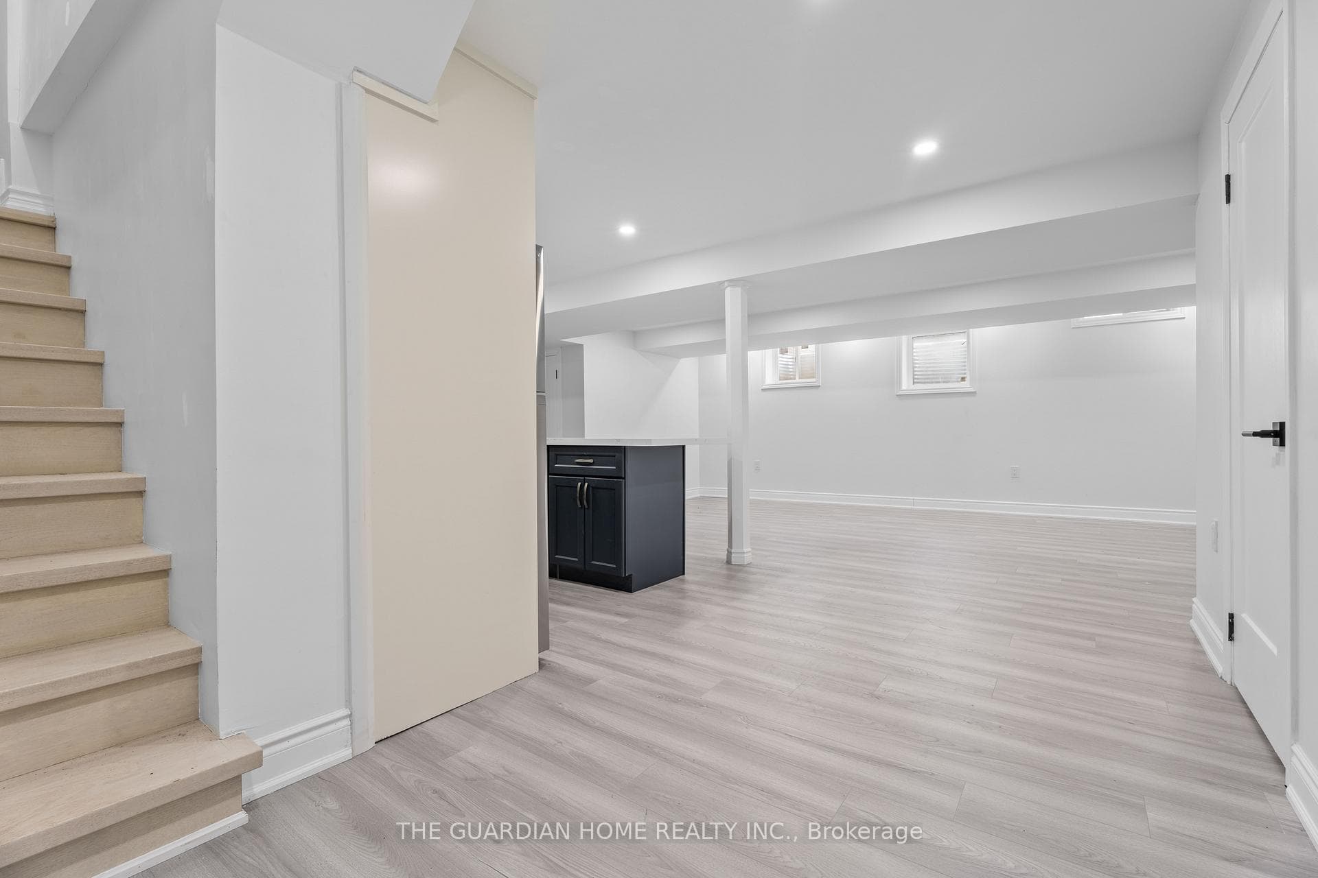 44 Williamson Drive photo 4