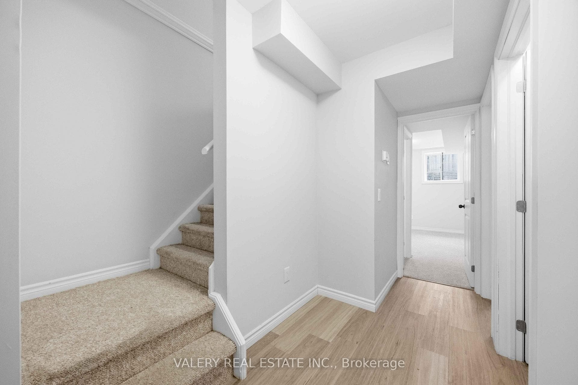250 Penetanguishene Road Unit 14 photo 24