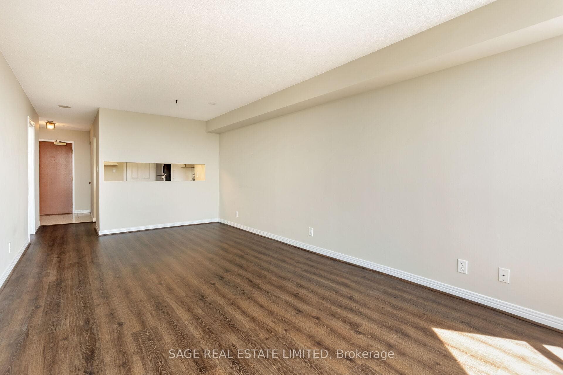 1 Aberfoyle Crescent Unit 807 photo 9